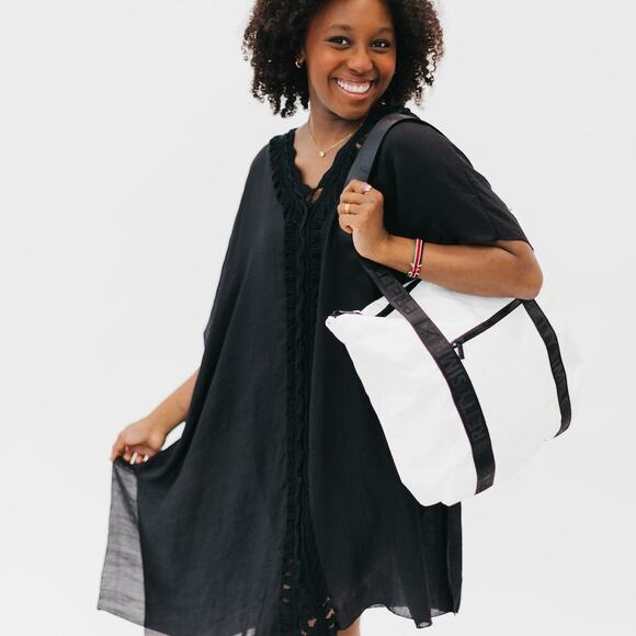 Pretty Simple Handbags - Pretty Simple Beach Zipper Tote Bag - White Black Stripe